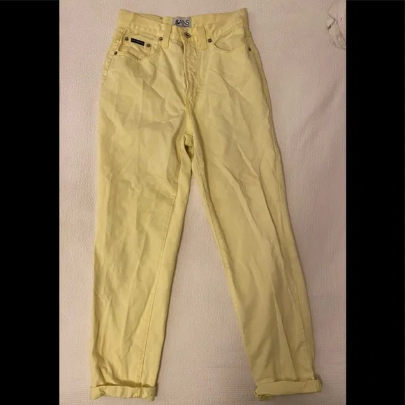 Dolce & Gabbana Yellow J&ANS - Picture 2 of 6